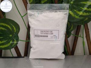 Dióxido de Titanio USP 100g.